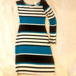 Venus cotton light stripped one sleeve dress